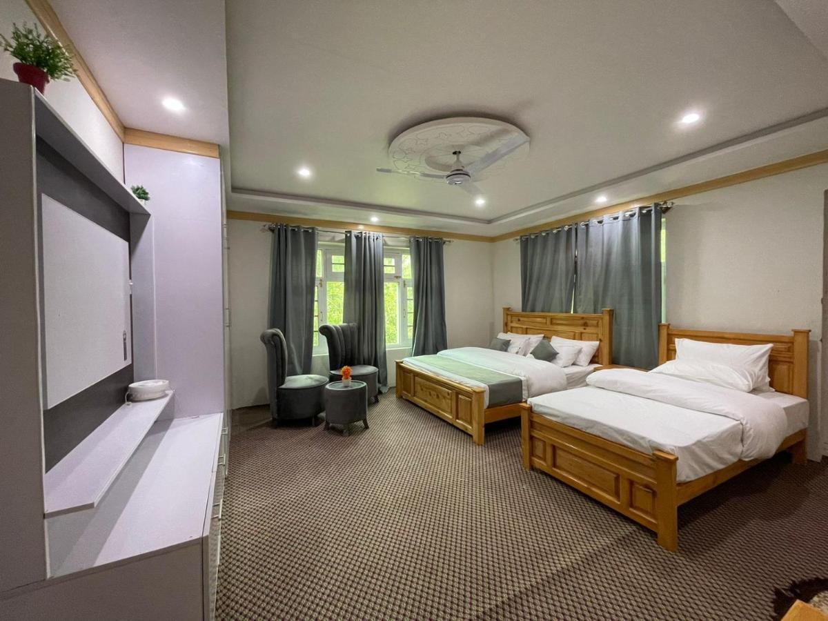 Skardu Saraye Hotel & Resort Exterior photo