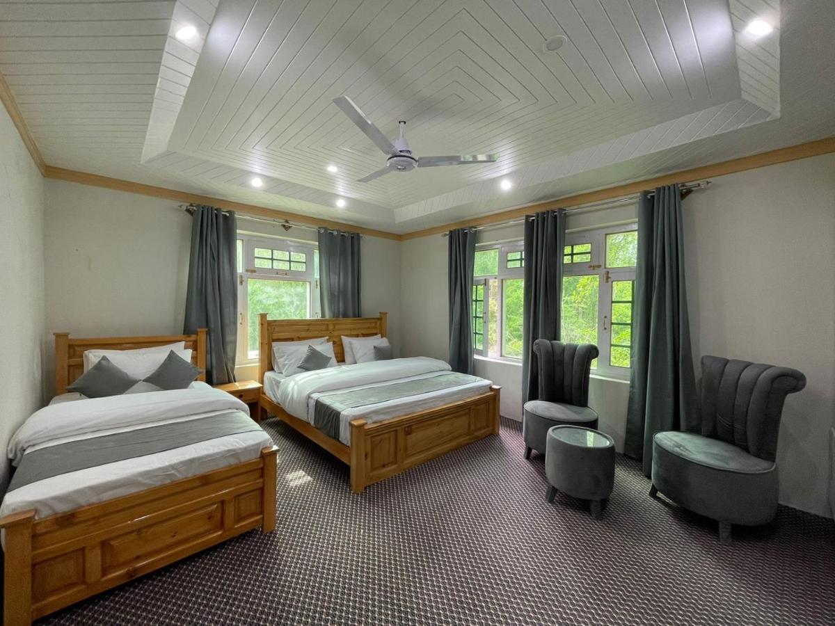 Skardu Saraye Hotel & Resort Exterior photo
